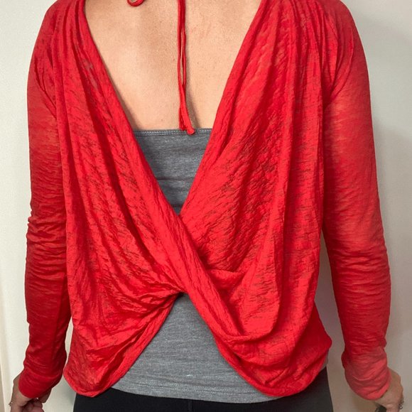 Blouse, red, long sleeve, open back - Picture 2 of 3